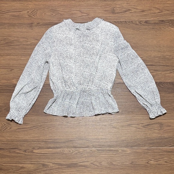 🔥🔥🔥Ted Baker Black and White Ruffled Tie Front Blouse Size: 4🔥🔥🔥 - Picture 5 of 7